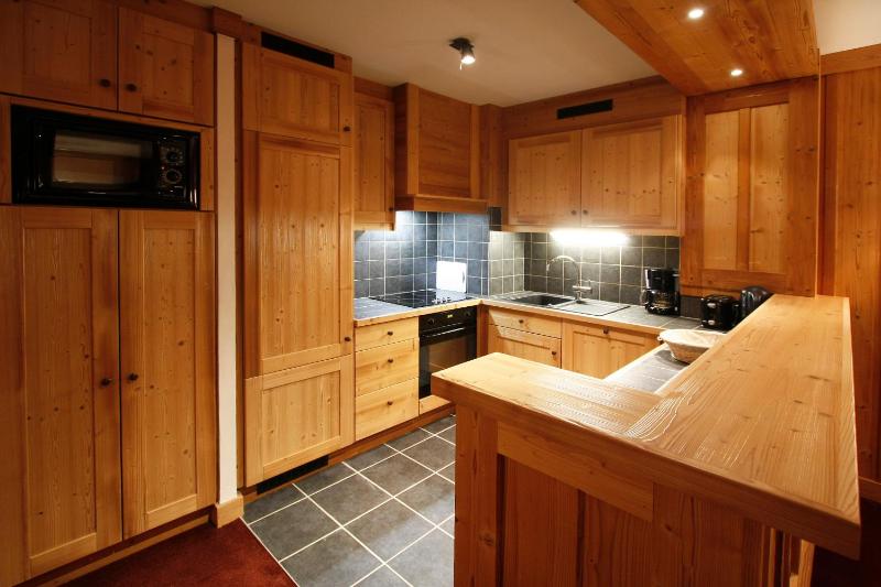 Three-Bedroom Apartment (6 Adults) image 3