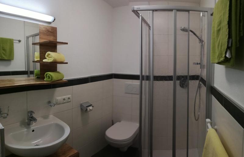 Double Room with Balcony image 2