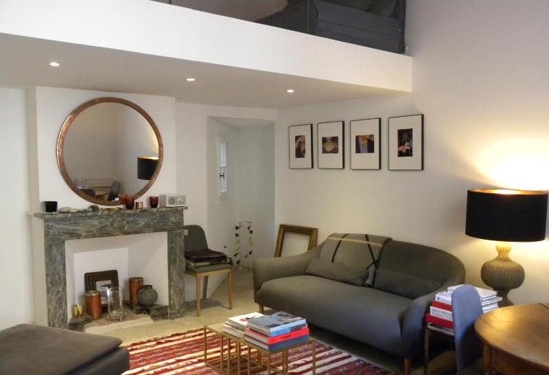 Apartment with Terrace - 2 bedrooms image 3