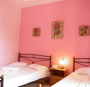 Studio with Sea View (3 Adults) image 2