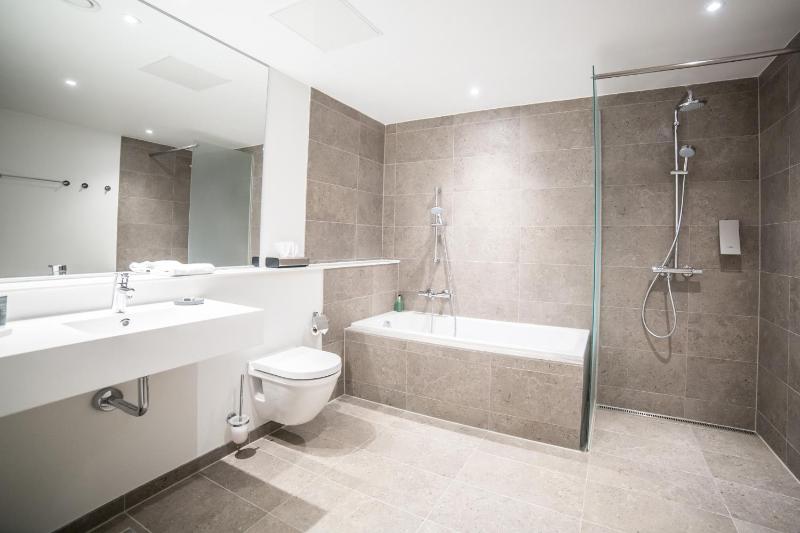 Suite image 2