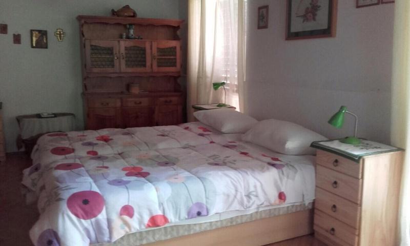 Studio Apartment image 3