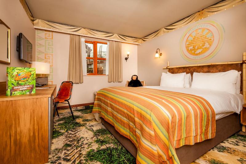 Azteca Discovery Family Room  image 4