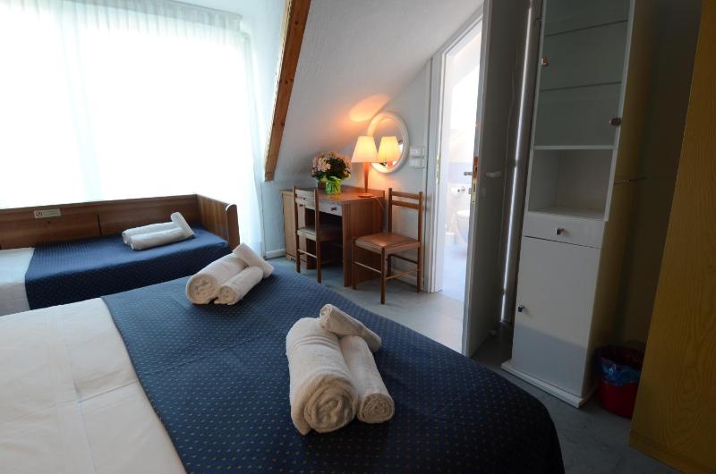 Hotel Mimosa - image 13