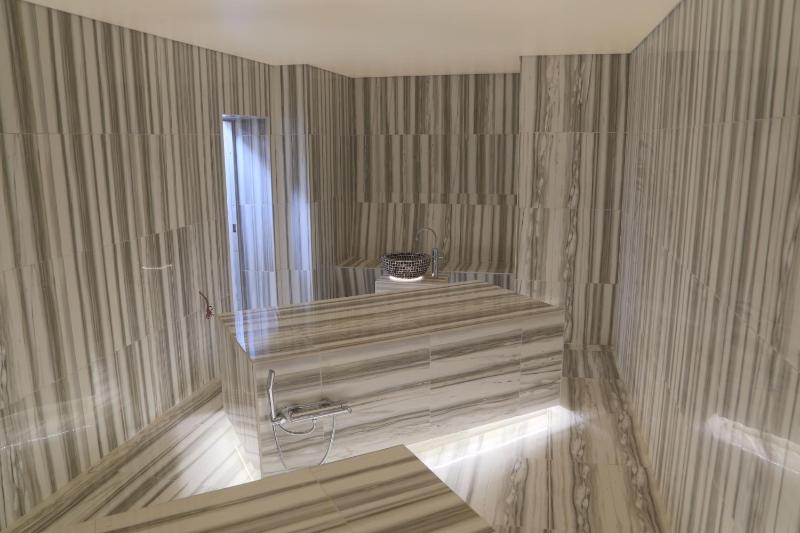 Deluxe Single Room - Free Spa image 2