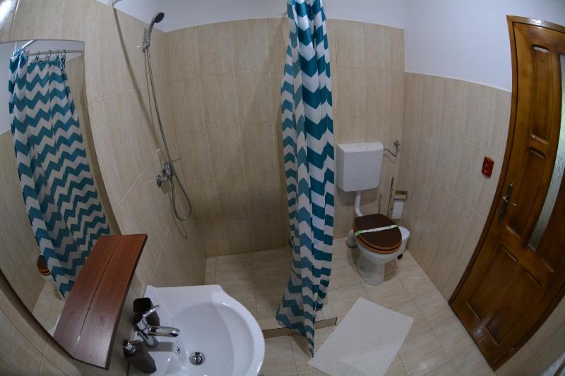 Double or Twin Room image 4