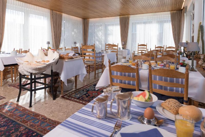 Atlantic Hotel Garni - image 41