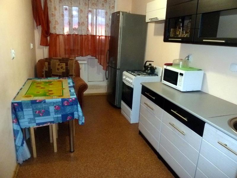 One-Bedroom Apartment image 2