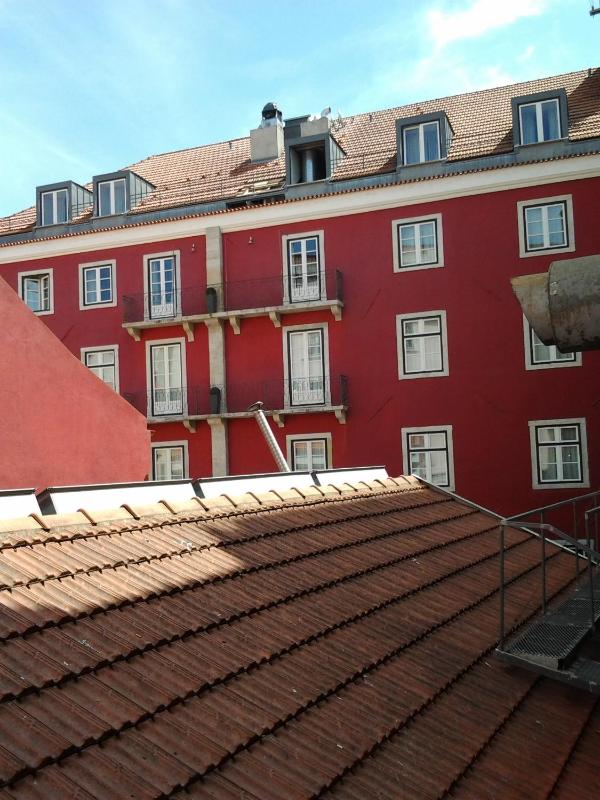 Superior Twin Room image 3