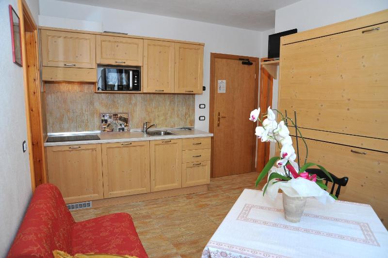 One-Bedroom Apartment (4 Adults) image 3