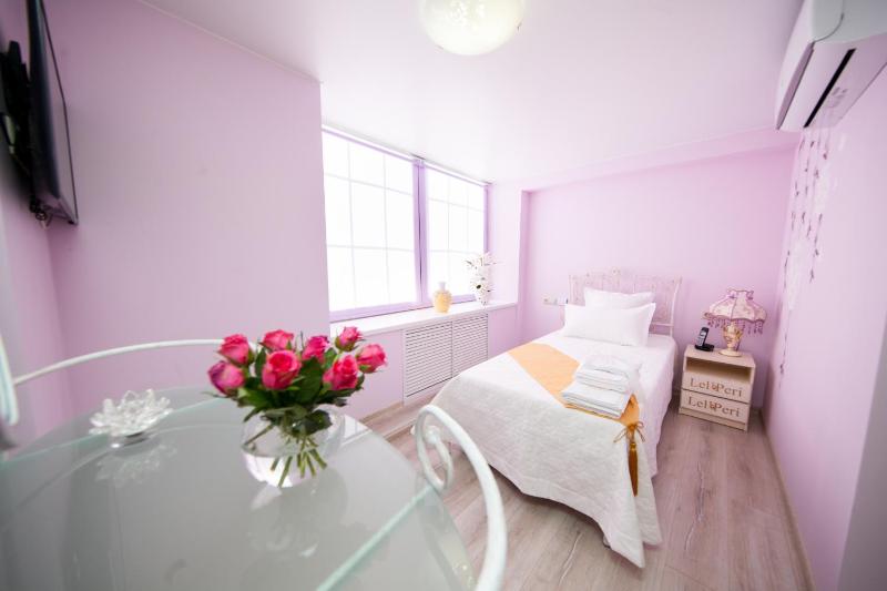 Single Room image 2