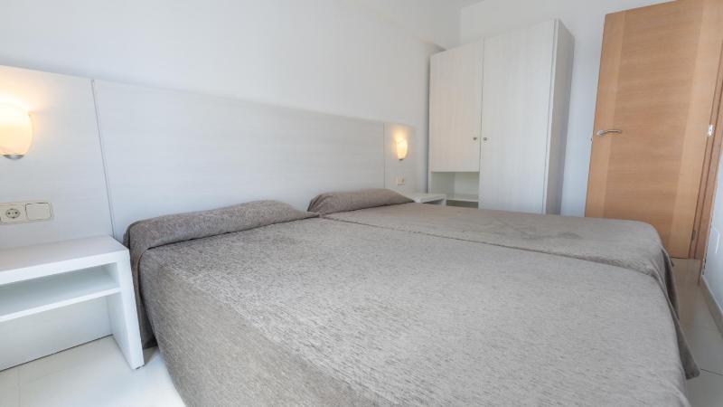 Apartment image 3