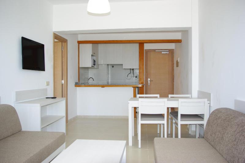Apartment with Sea View image 1