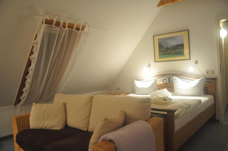 Double Room with Private Bathroom image 2