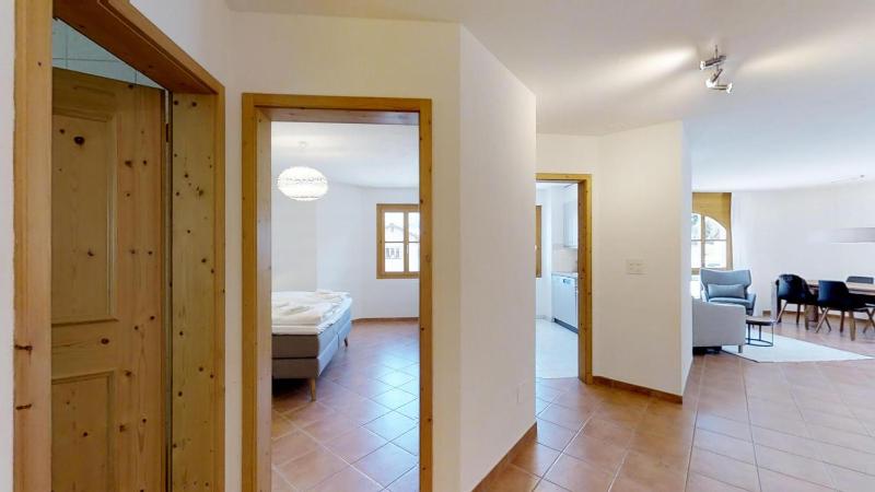 Apartment with Mountain View image 2
