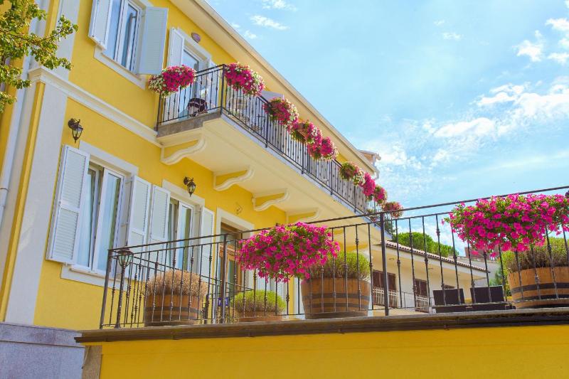 Frajona Apartments - image 27