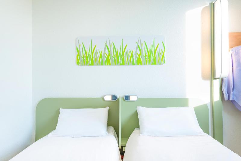 ibis budget Hyères Centre-Ville - image 18