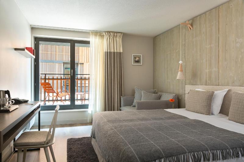 Double room without view image 4