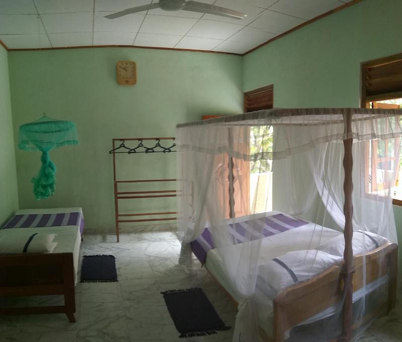 Green Shade Villa - image 13