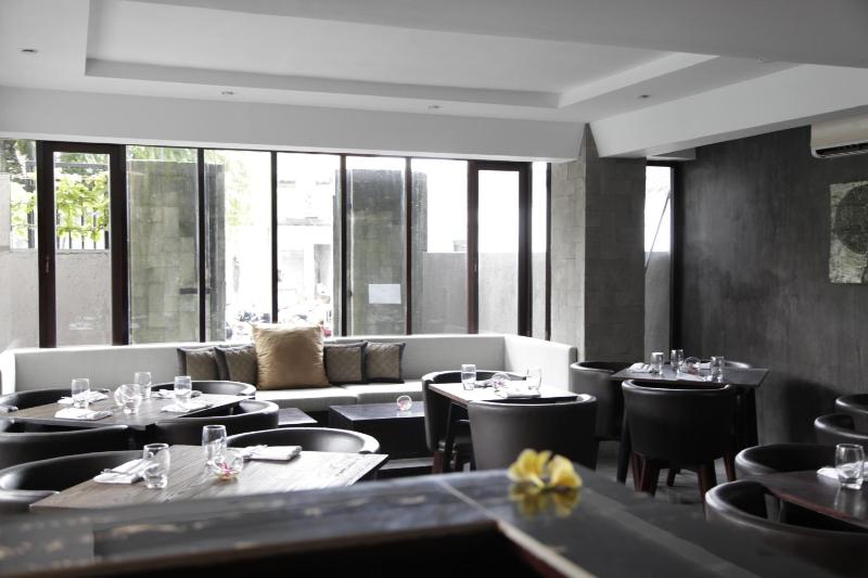 Anshel Hotel Seminyak - image 4