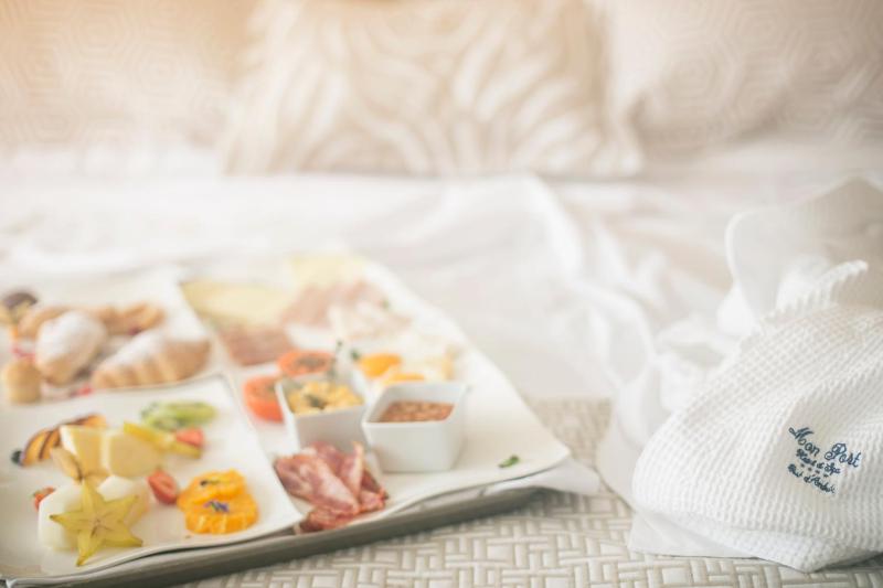 Superior Room with Spa Access image 2