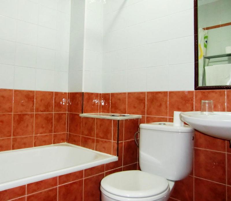 Hostal Villa - image 13