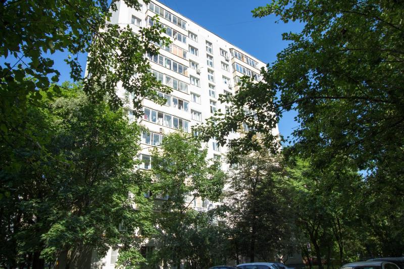 Apartment with Balcony image 3