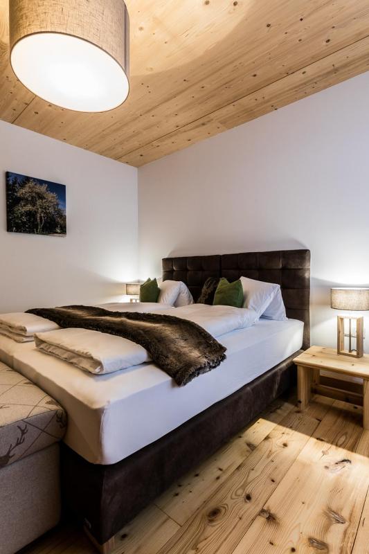 Deluxe Double or Twin Room image 3