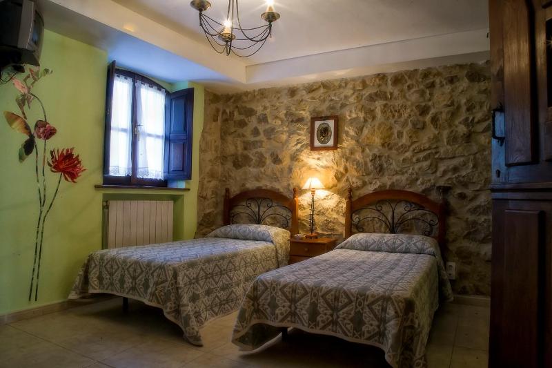 Double or Twin Room image 1