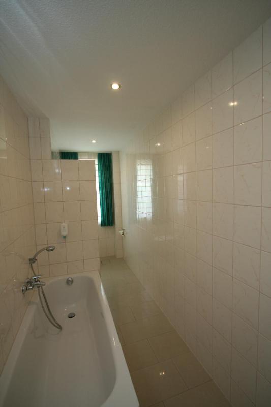 Double Room image 3