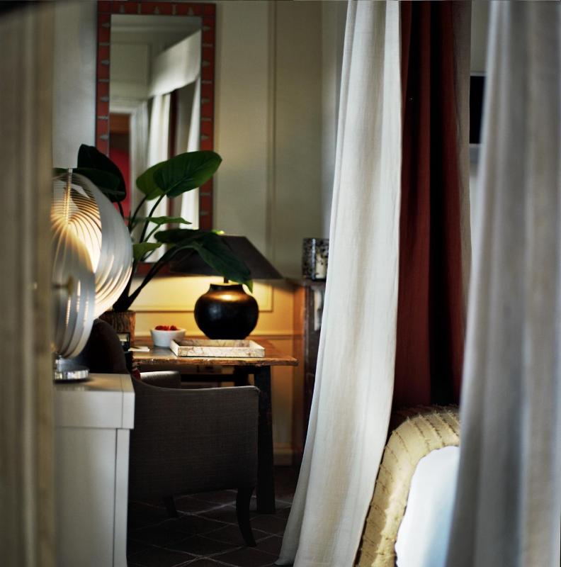 Deluxe Double Room image 2