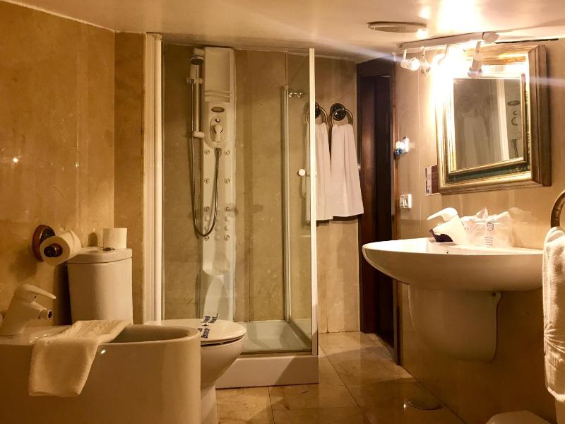 Habitación Buhardilla 2 Personas image 4