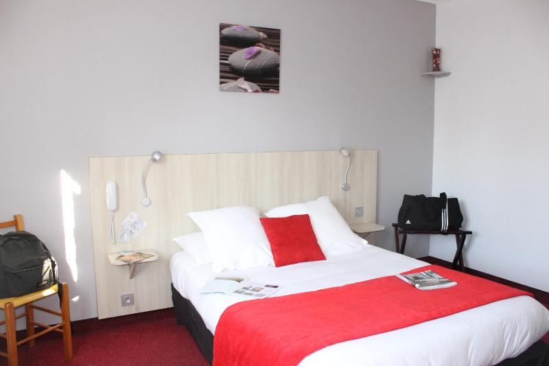 Single Room image 3