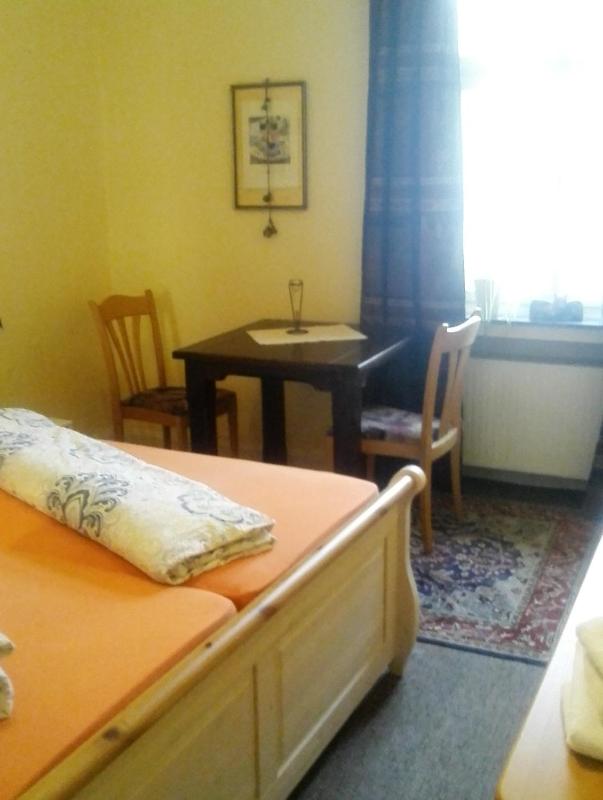 Standard Double Room image 4