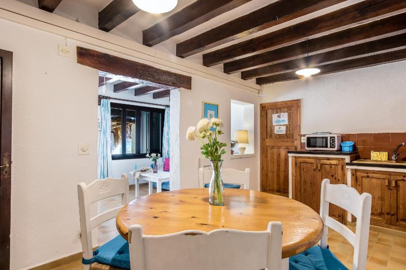 Two-Bedroom House image 3