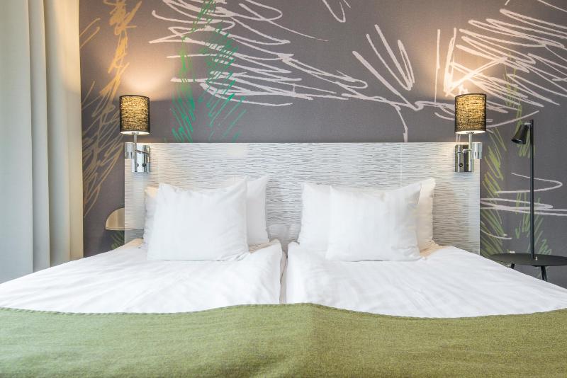 Standard Double or Twin Room image 3