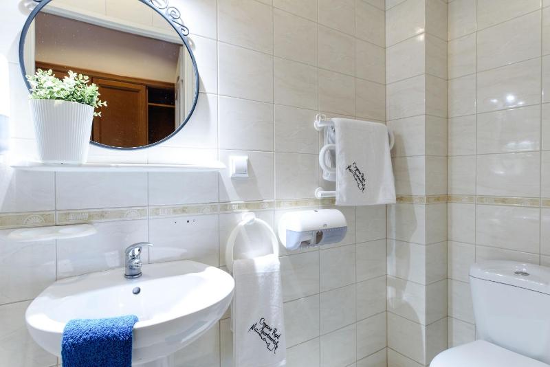 Superior Apartment image 3