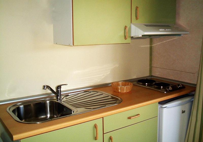 Two-Bedroom Bungalow image 4