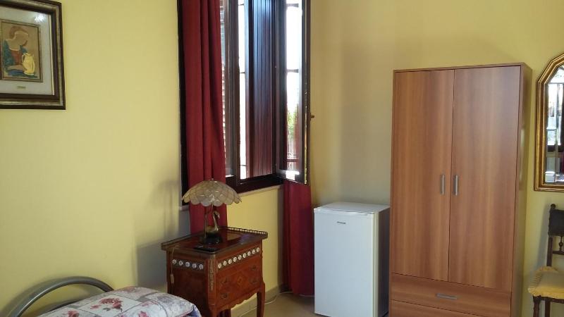 Double Room image 4