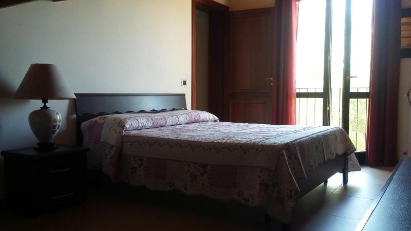 Double Room image 3