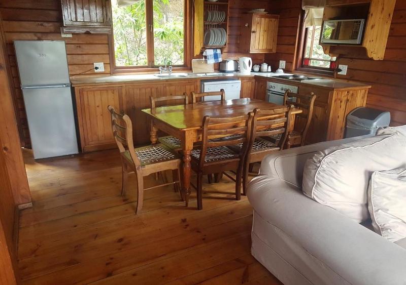 Three-Bedroom Chalet image 2
