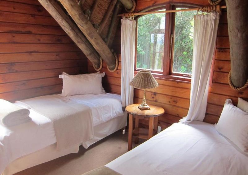 Three-Bedroom Chalet image 3