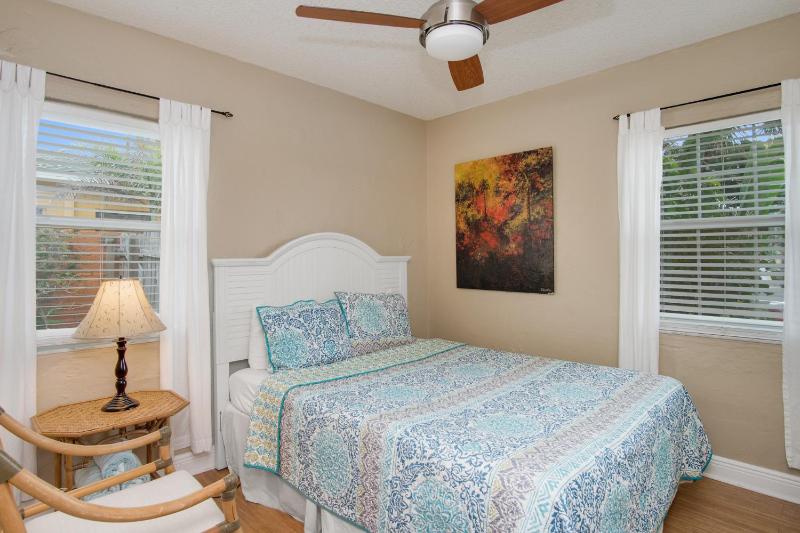 One-Bedroom Apartment image 3
