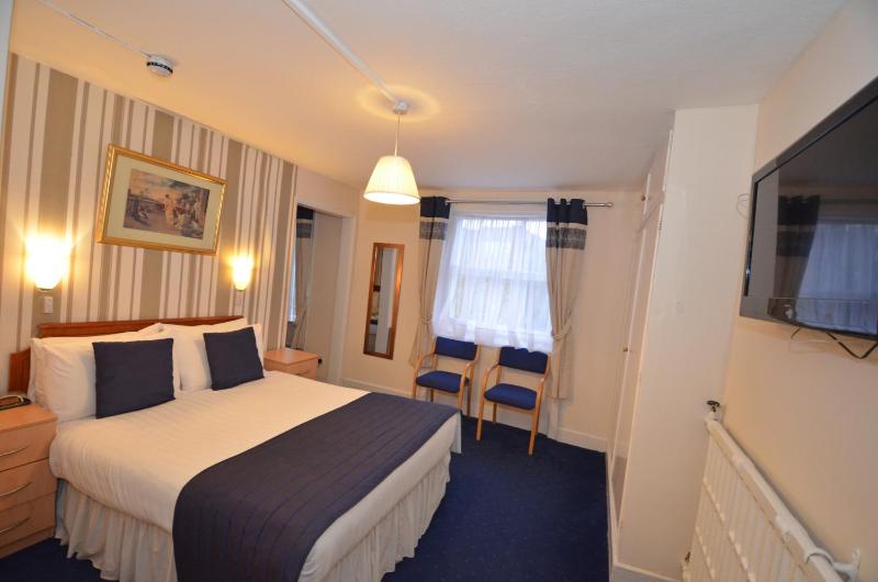 Family Room with Private Bathroom image 4