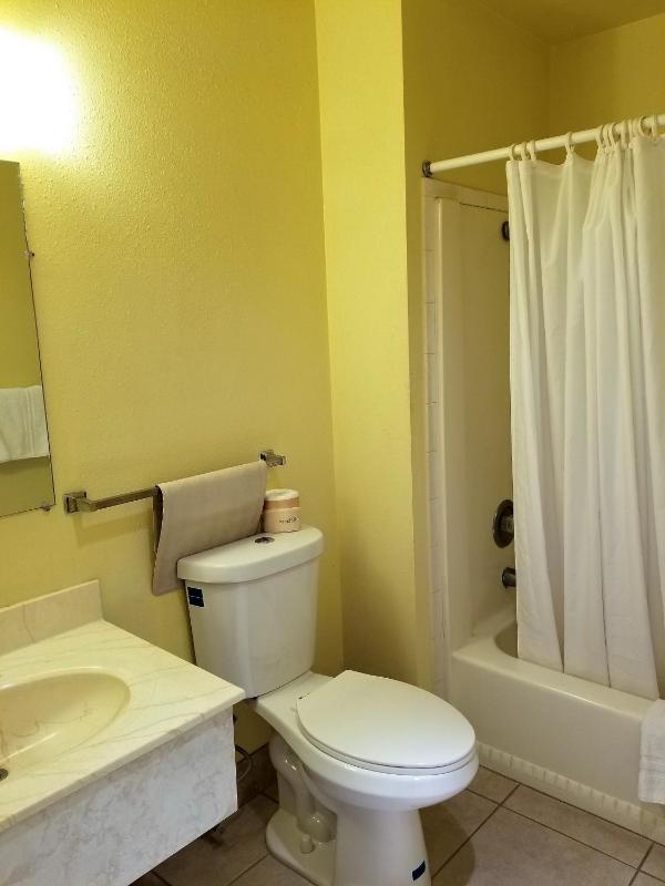 King Room image 4