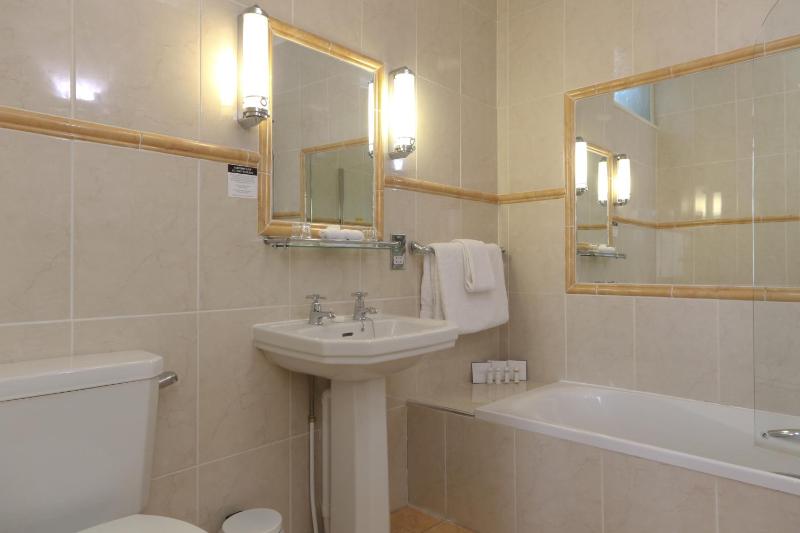 Double Room image 1