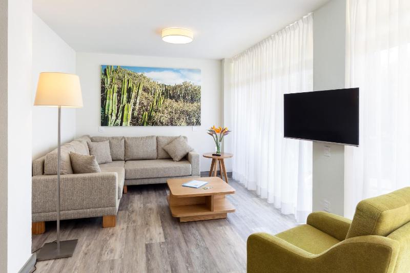 Apartamentos Tigaiga Suites - image 42