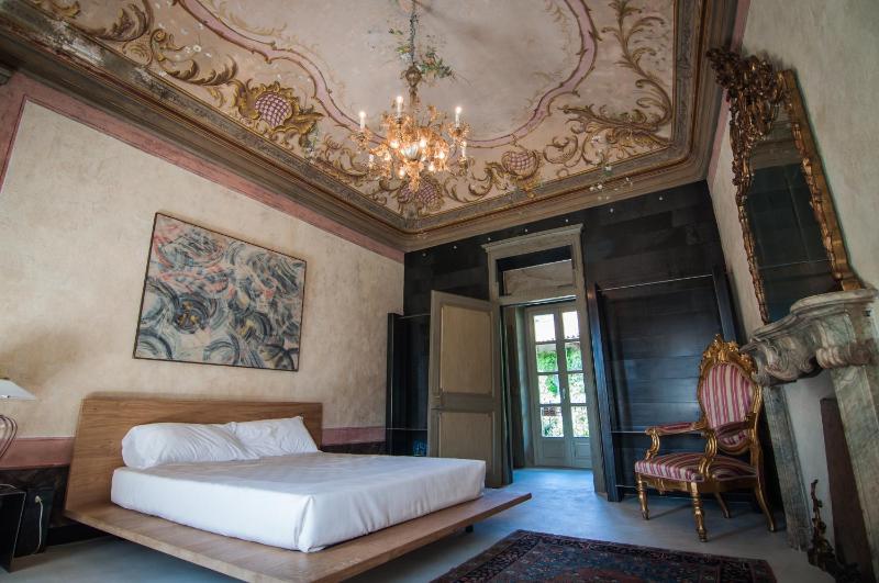 Junior Suite image 1