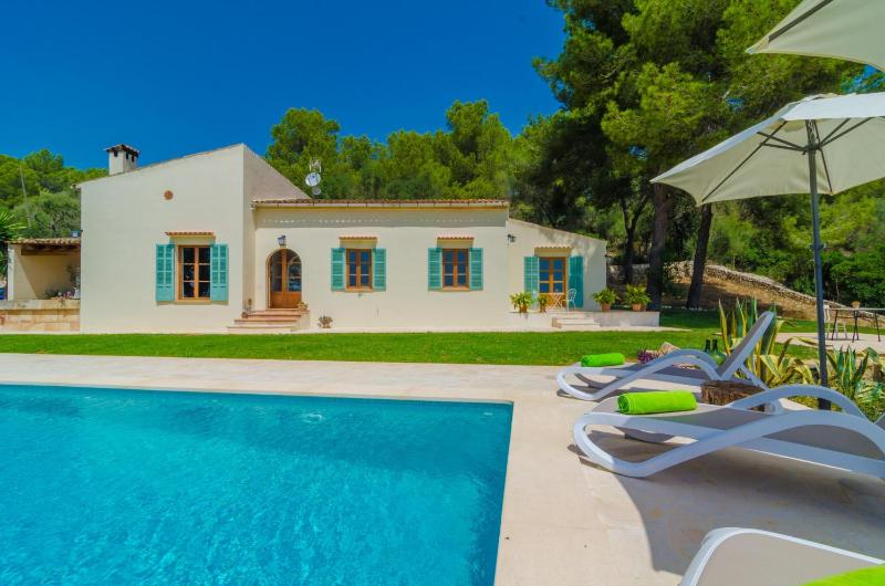 Three-Bedroom Villa image 3
