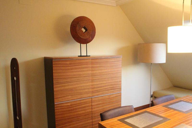 One-Bedroom Apartment image 2